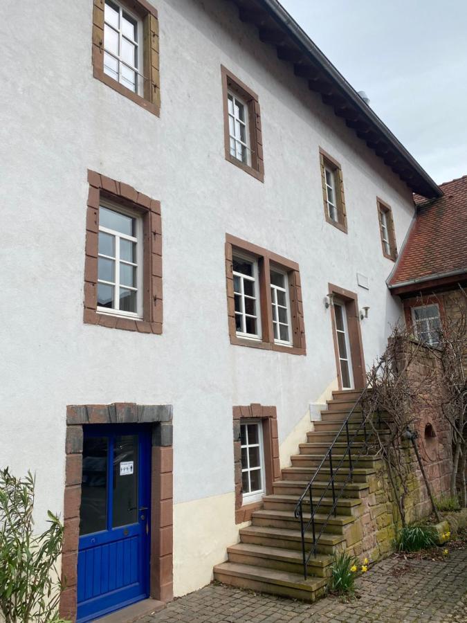 Bed and Breakfast Felsenmuehle Neuleiningen Экстерьер фото