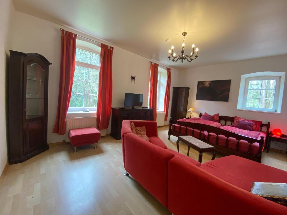 Bed and Breakfast Felsenmuehle Neuleiningen Экстерьер фото
