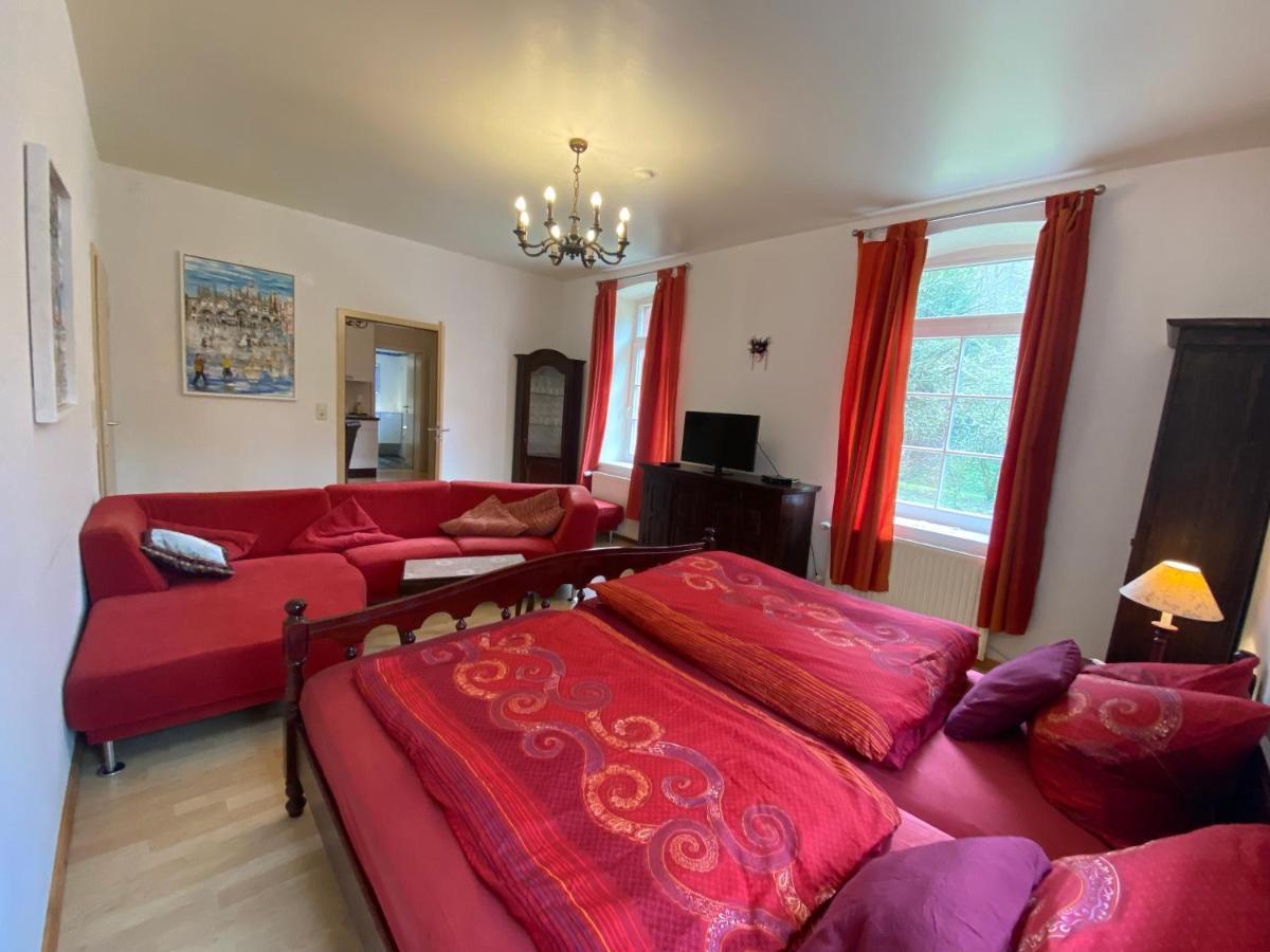 Bed and Breakfast Felsenmuehle Neuleiningen Экстерьер фото