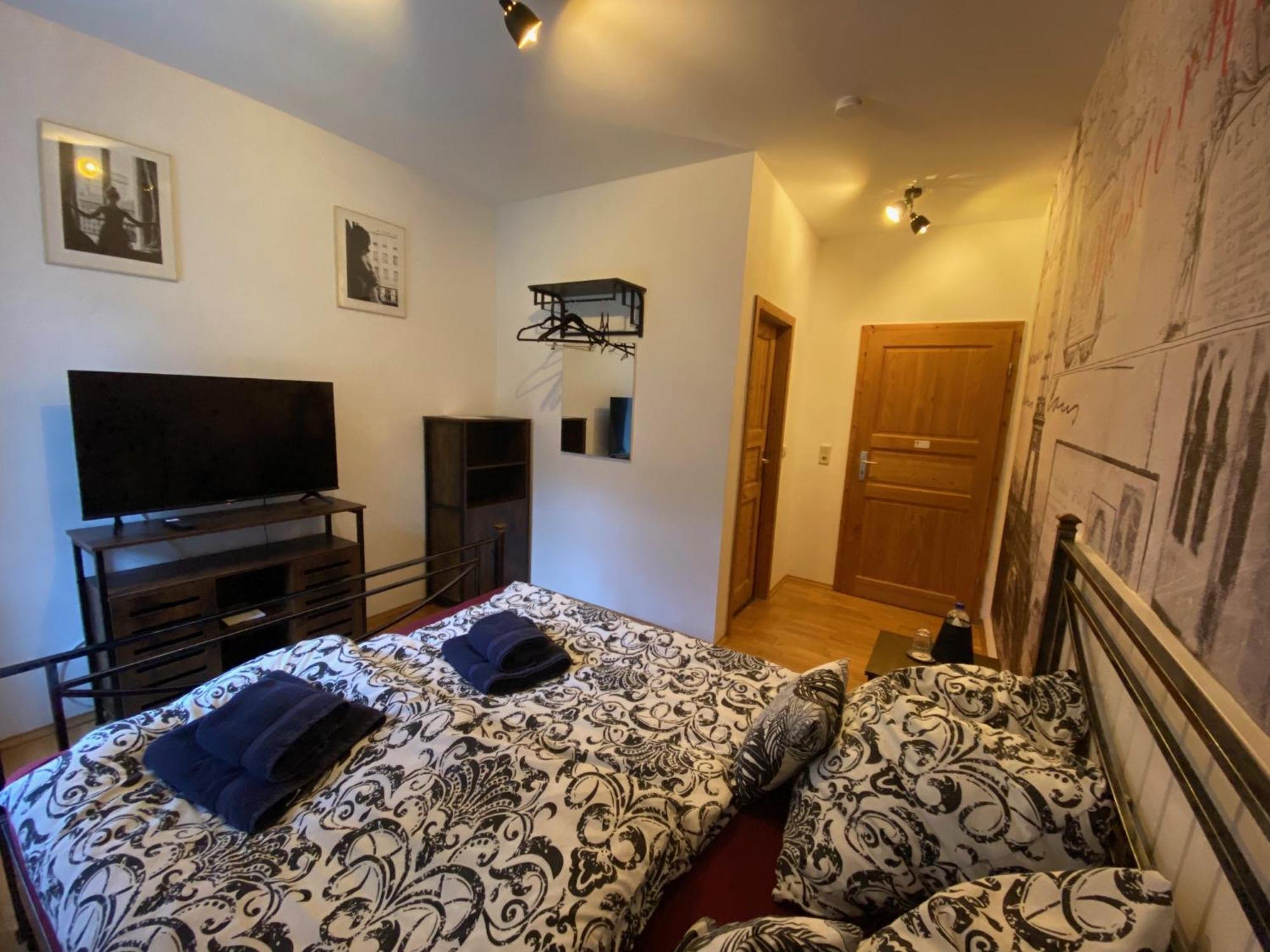 Bed and Breakfast Felsenmuehle Neuleiningen Экстерьер фото