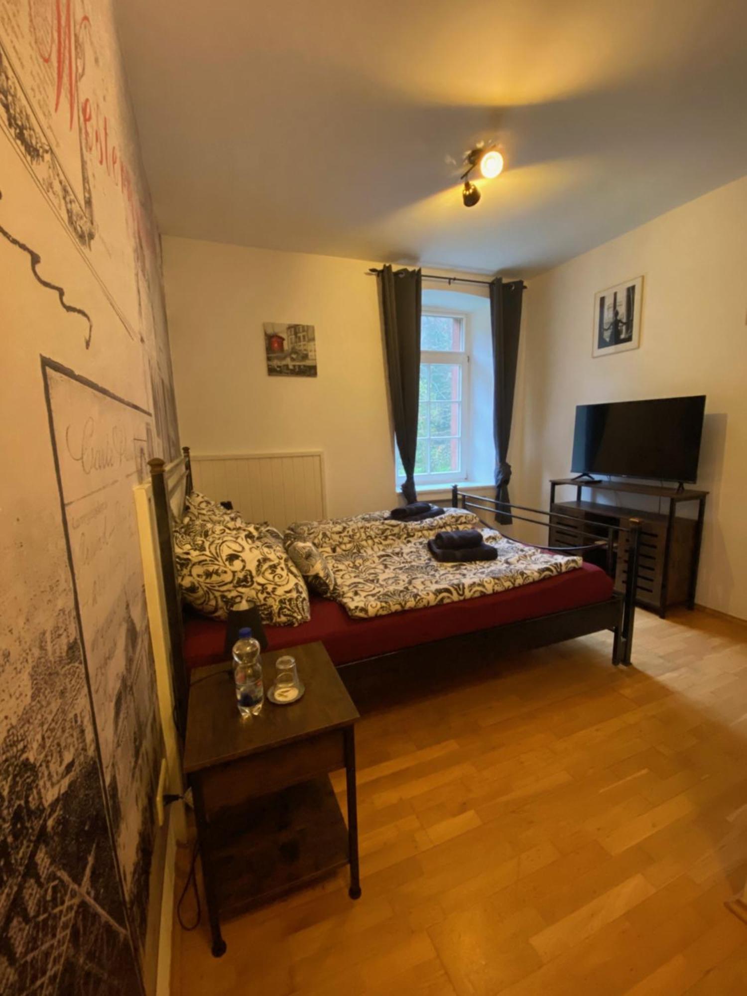 Bed and Breakfast Felsenmuehle Neuleiningen Экстерьер фото