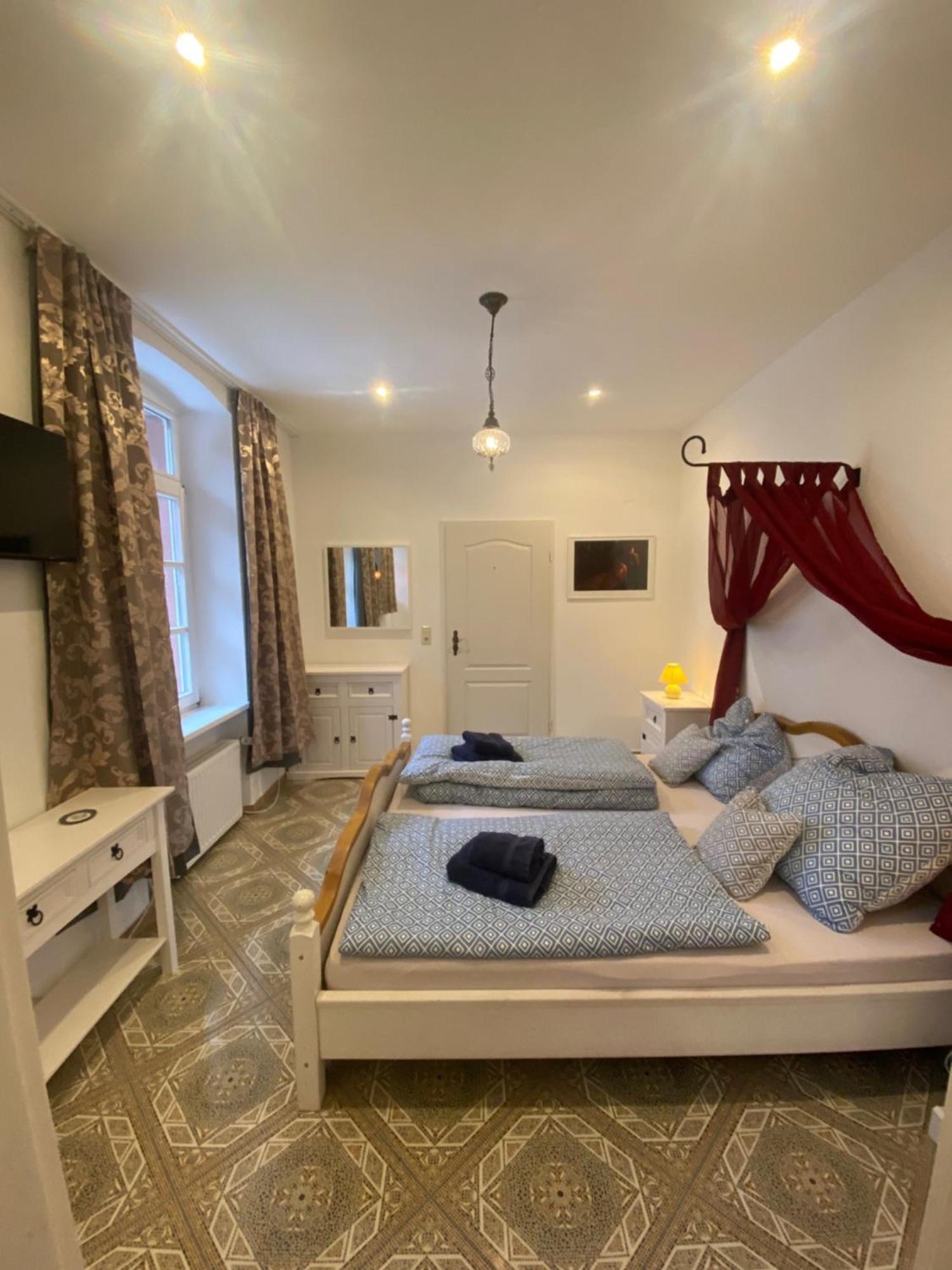 Bed and Breakfast Felsenmuehle Neuleiningen Экстерьер фото