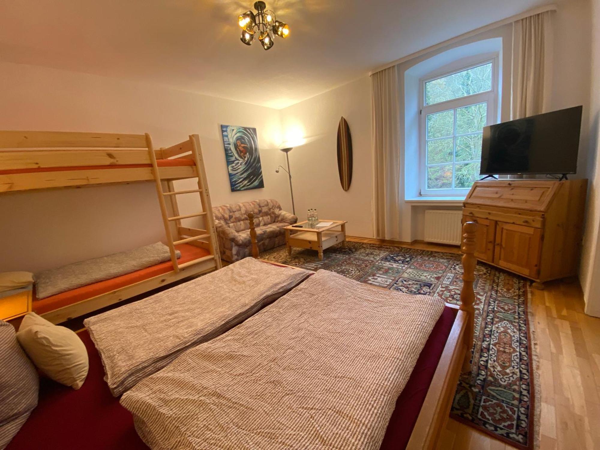 Bed and Breakfast Felsenmuehle Neuleiningen Экстерьер фото
